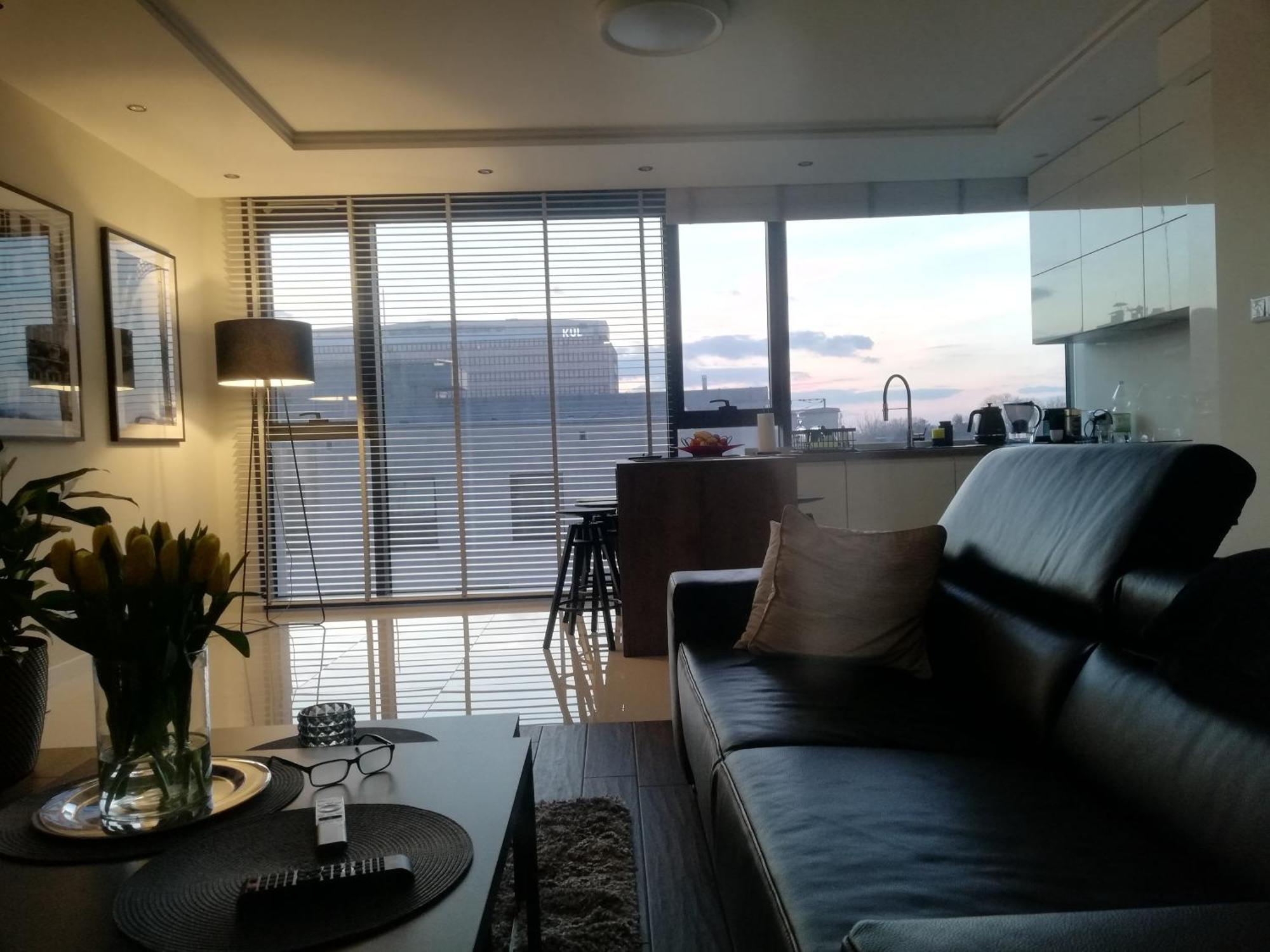 Your Apartment Unia Art Residence Люблин Екстериор снимка