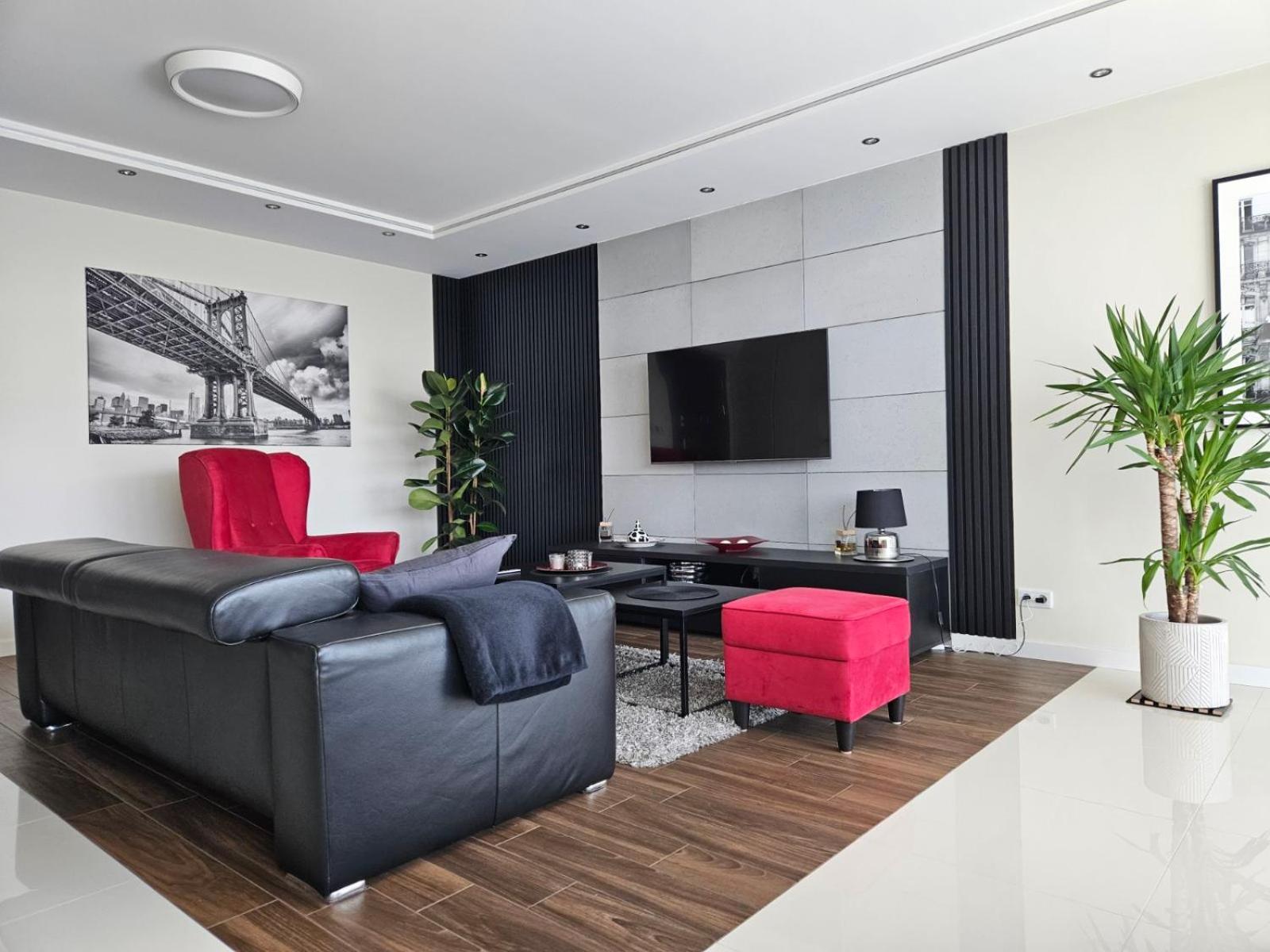 Your Apartment Unia Art Residence Люблин Екстериор снимка