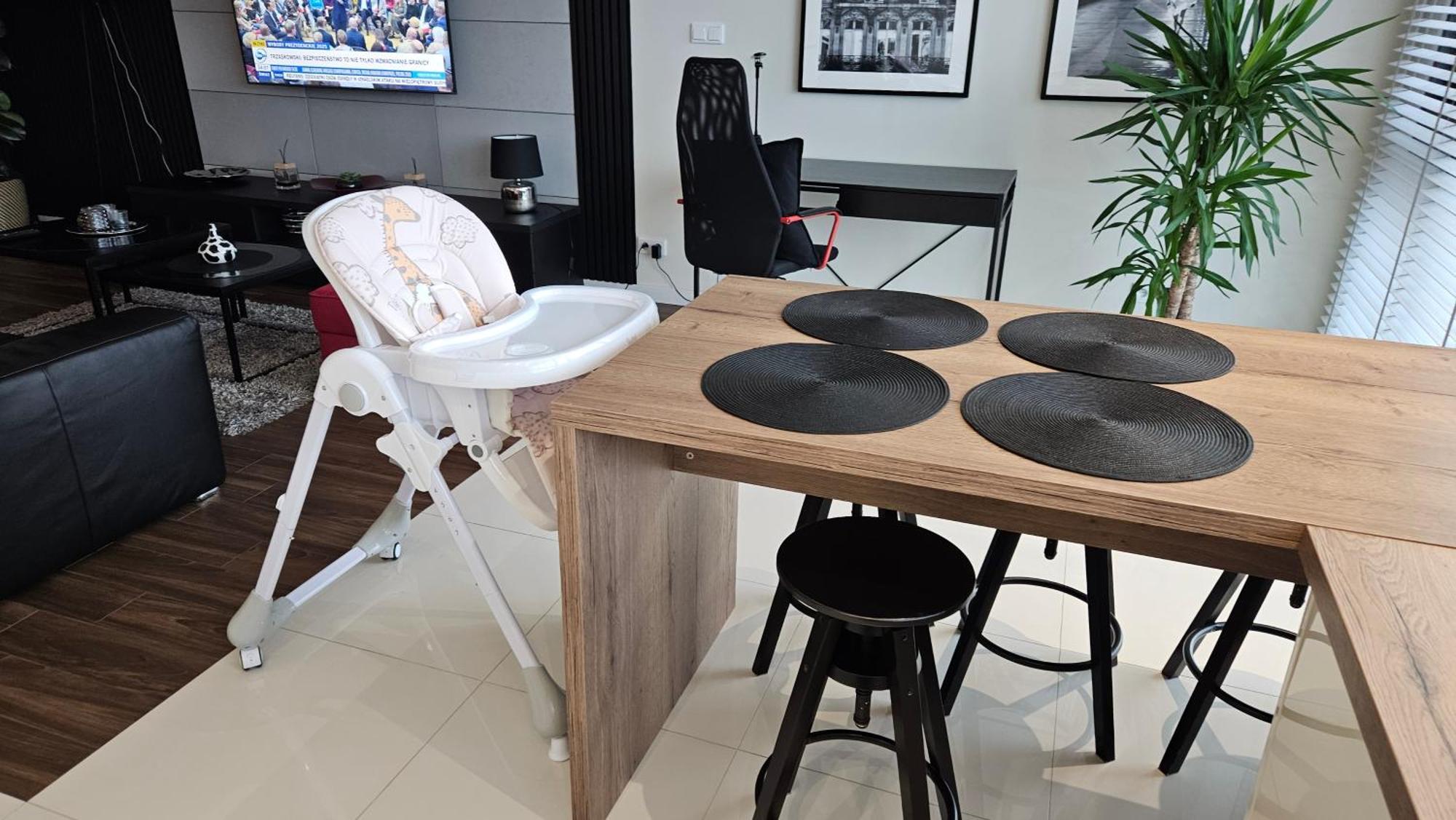 Your Apartment Unia Art Residence Люблин Екстериор снимка